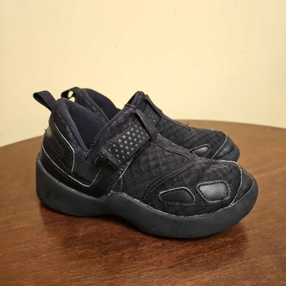 Air Jordan Trunner Kids Size 12 Toddler Black Running Training Shoes‎